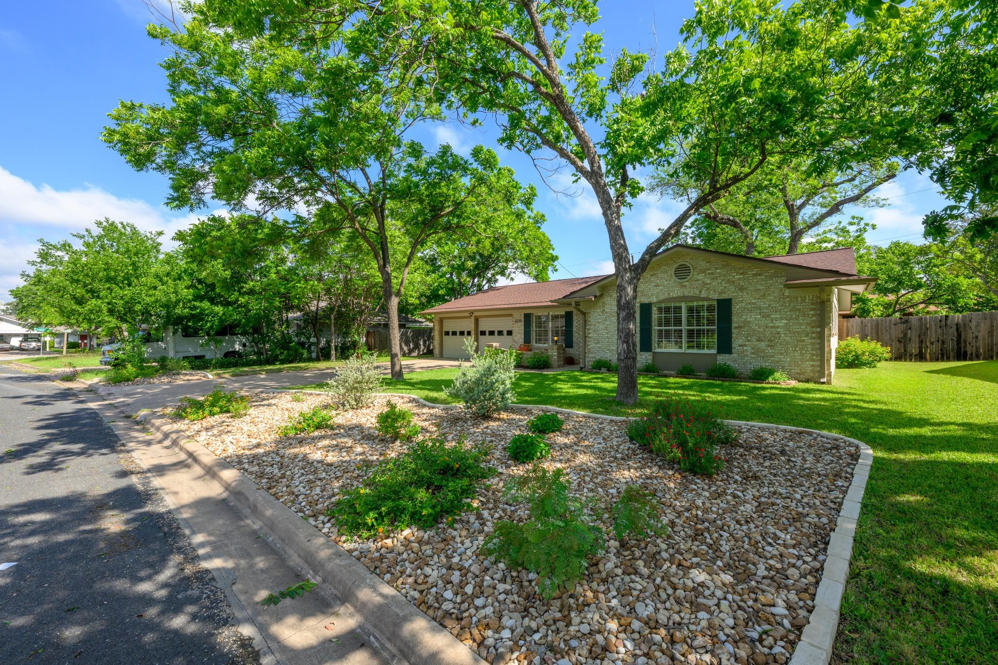 2210 Kenbridge Drive Austin TX 78757