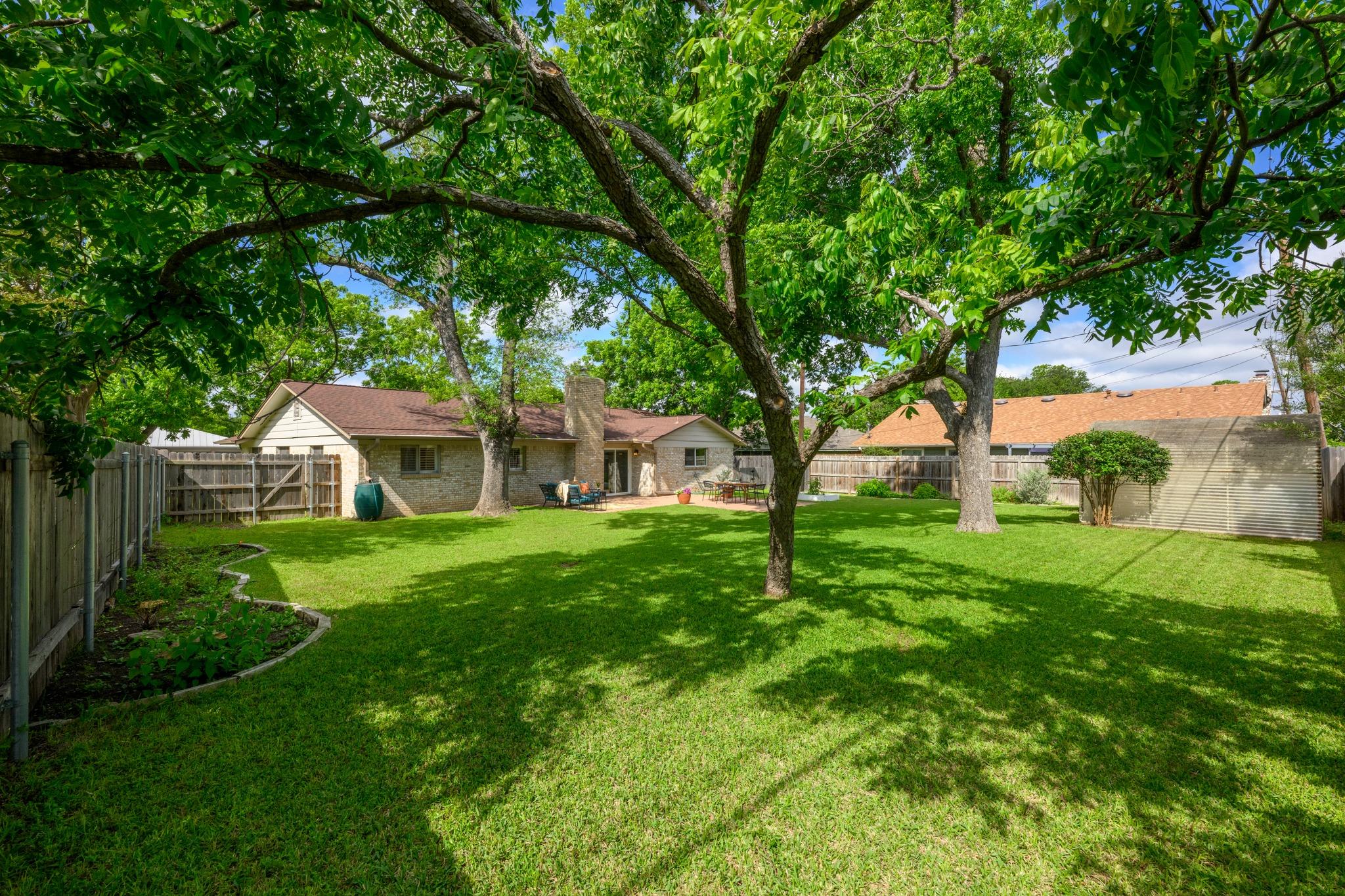 2210 Kenbridge Drive Austin TX 78757
