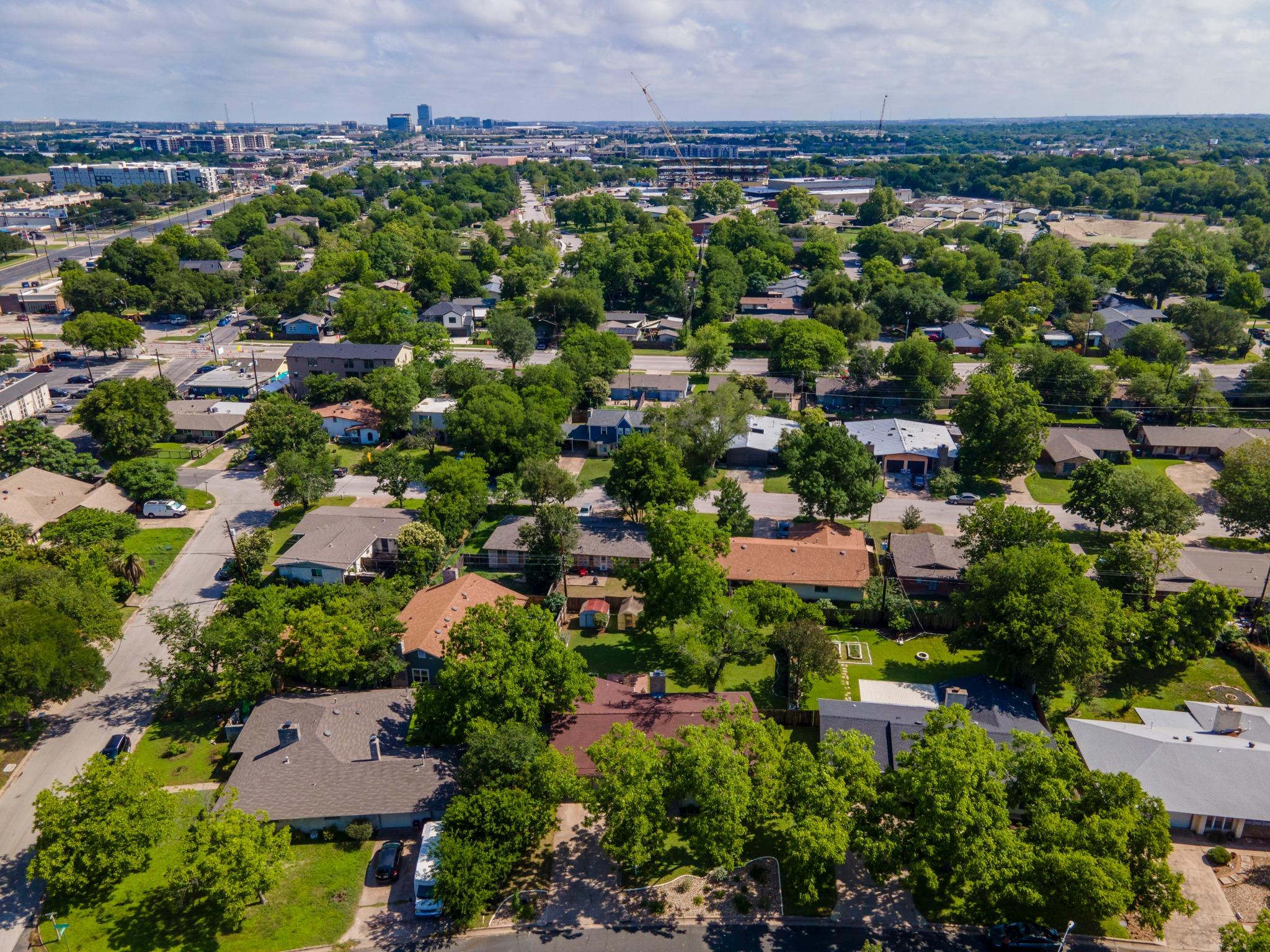 2210 Kenbridge Drive Austin TX 78757