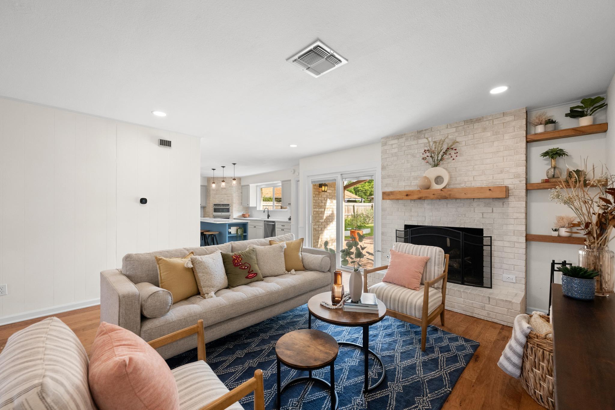 2210 Kenbridge Drive Austin TX 78757