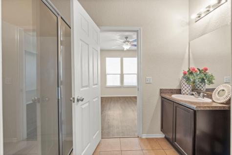 5704 Levenwood Lane Austin TX 78724