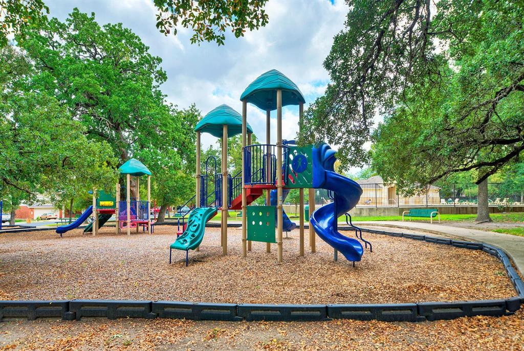 5704 Levenwood Lane Austin TX 78724
