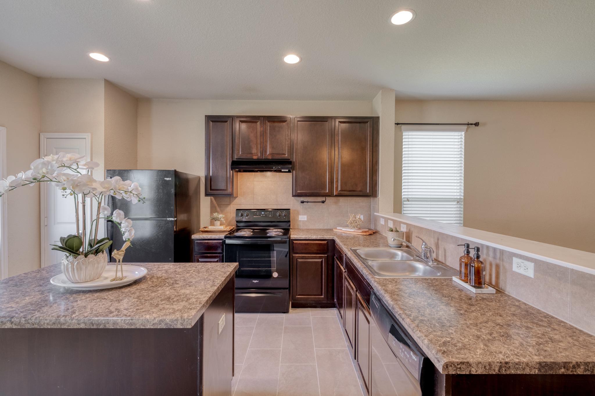 5704 Levenwood Lane Austin TX 78724