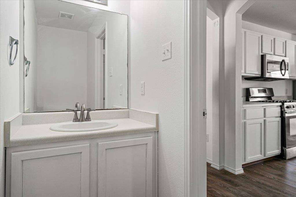 617 Carole Cove Bastrop TX 78602
