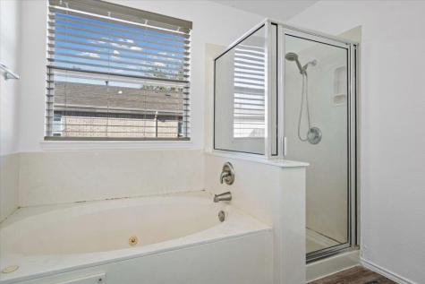 617 Carole Cove Bastrop TX 78602