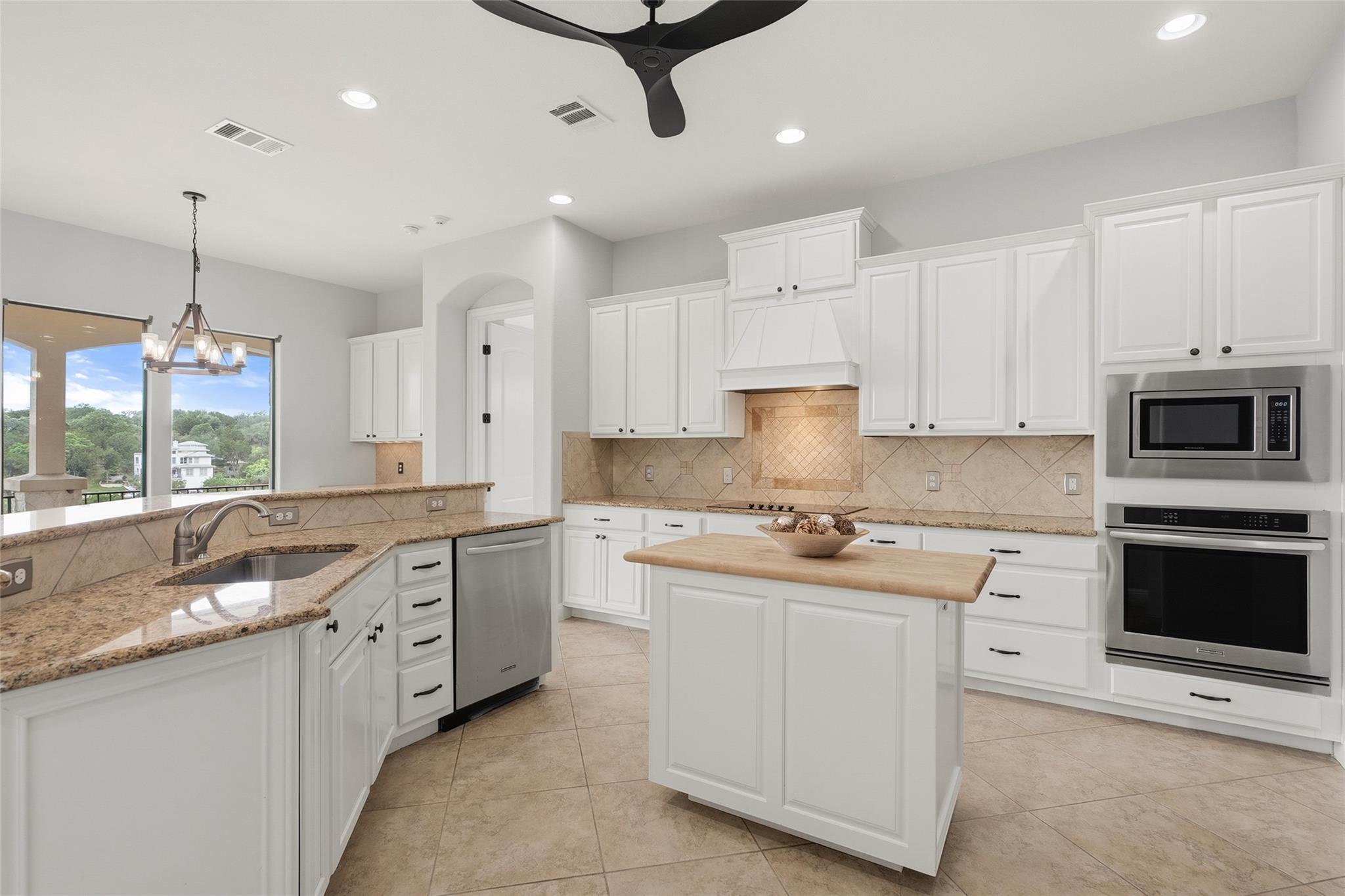 17813 Kingfisher Ridge Drive Lago Vista TX 78645