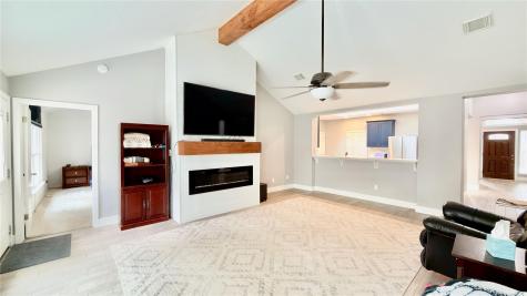 1902 Overland Drive Leander TX 78641