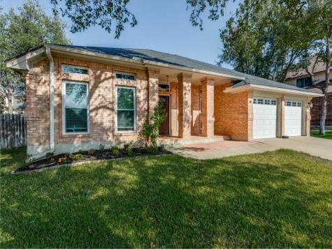 1902 Overland Drive Leander TX 78641