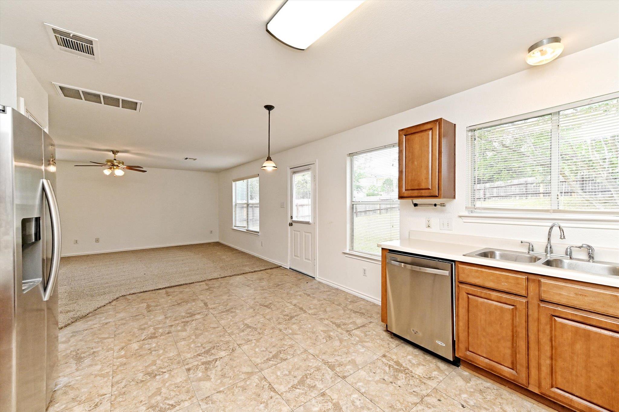 113 Sawgrass Circle Kyle TX 78640
