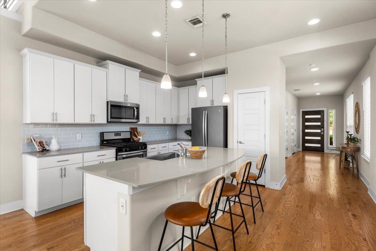 7001 Brick Slope Path Austin TX 78744
