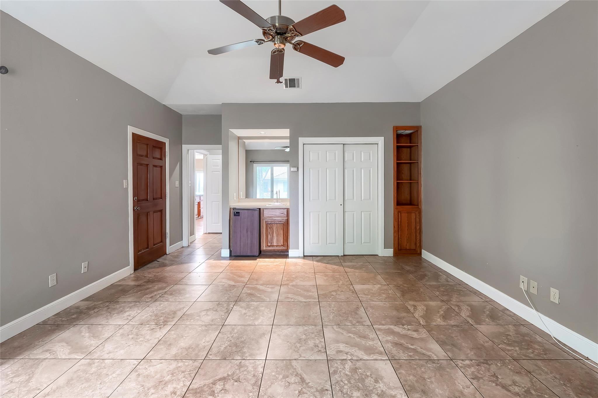 1607 Clubhouse Hill Drive Spicewood TX 78669