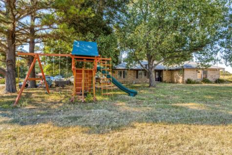 610 Pleasant Grove Road Elgin TX 78621