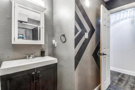 610 Pleasant Grove Road Elgin TX 78621