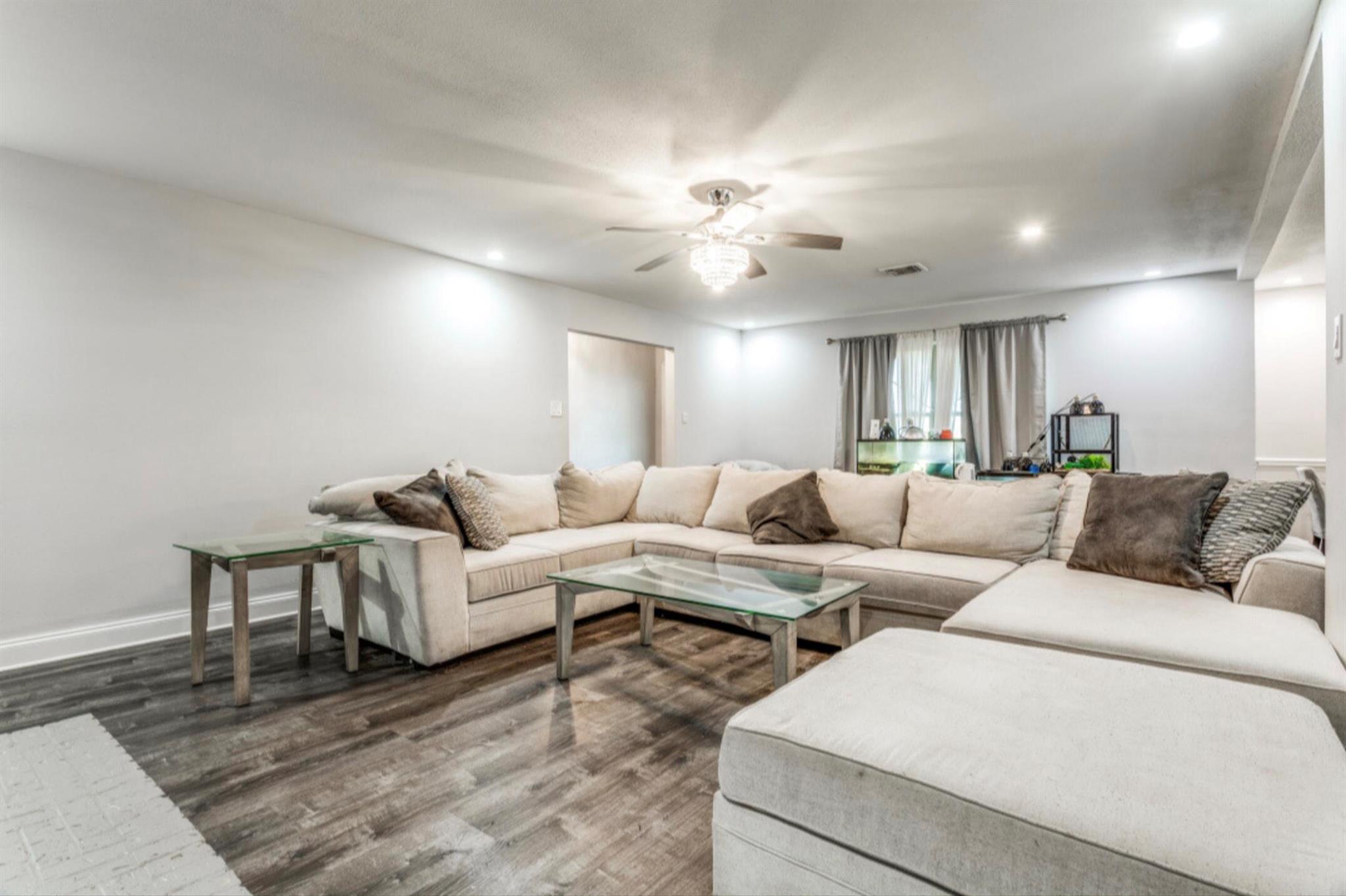 610 Pleasant Grove Road Elgin TX 78621