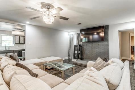 610 Pleasant Grove Road Elgin TX 78621