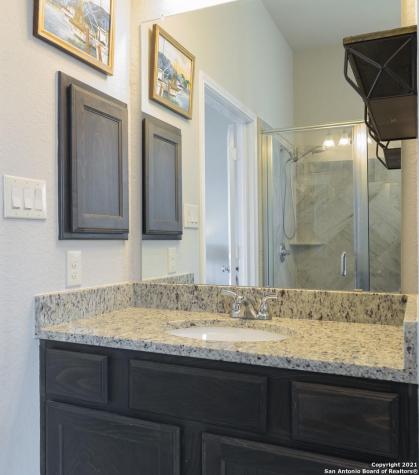 2032 Glen Hollow Seguin TX 78155