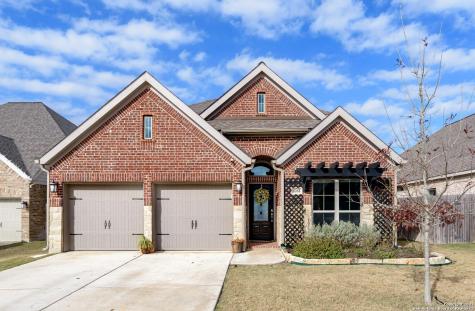 2032 Glen Hollow Seguin TX 78155