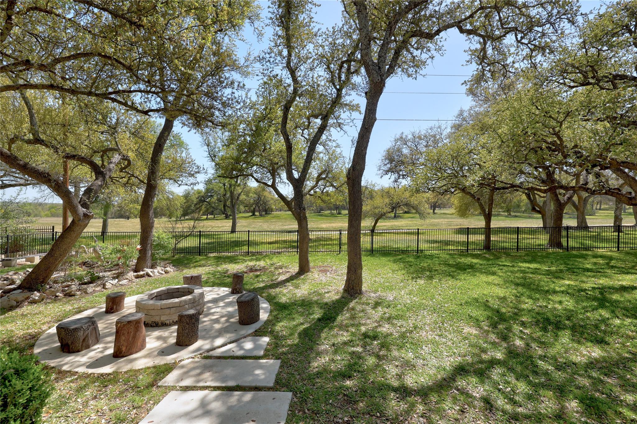 11532 Spicewood Parkway Austin TX 78750