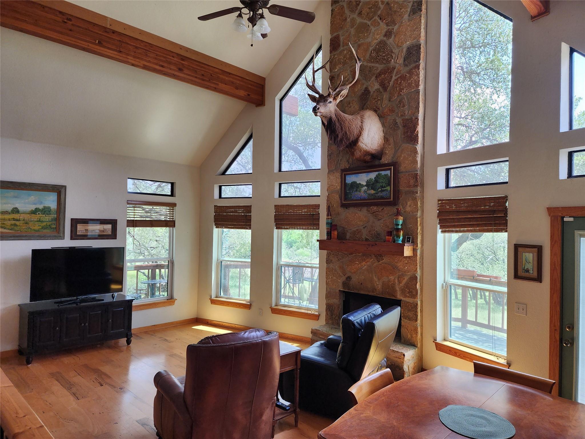 601 Echo Drive Spicewood TX 78669