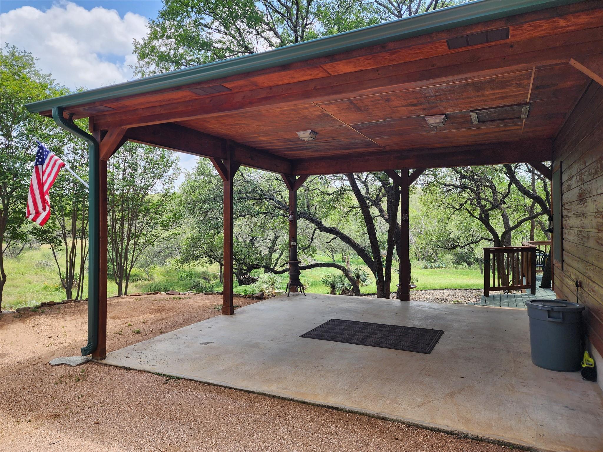 601 Echo Drive Spicewood TX 78669
