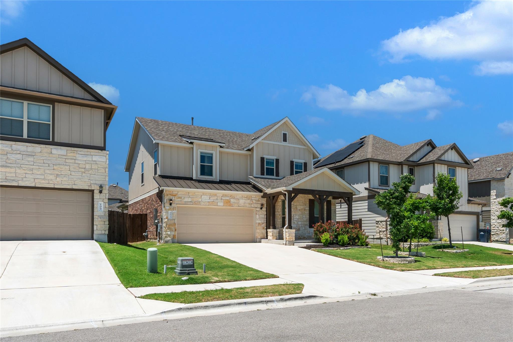 201 Bella Luna Way Liberty Hill TX 78642