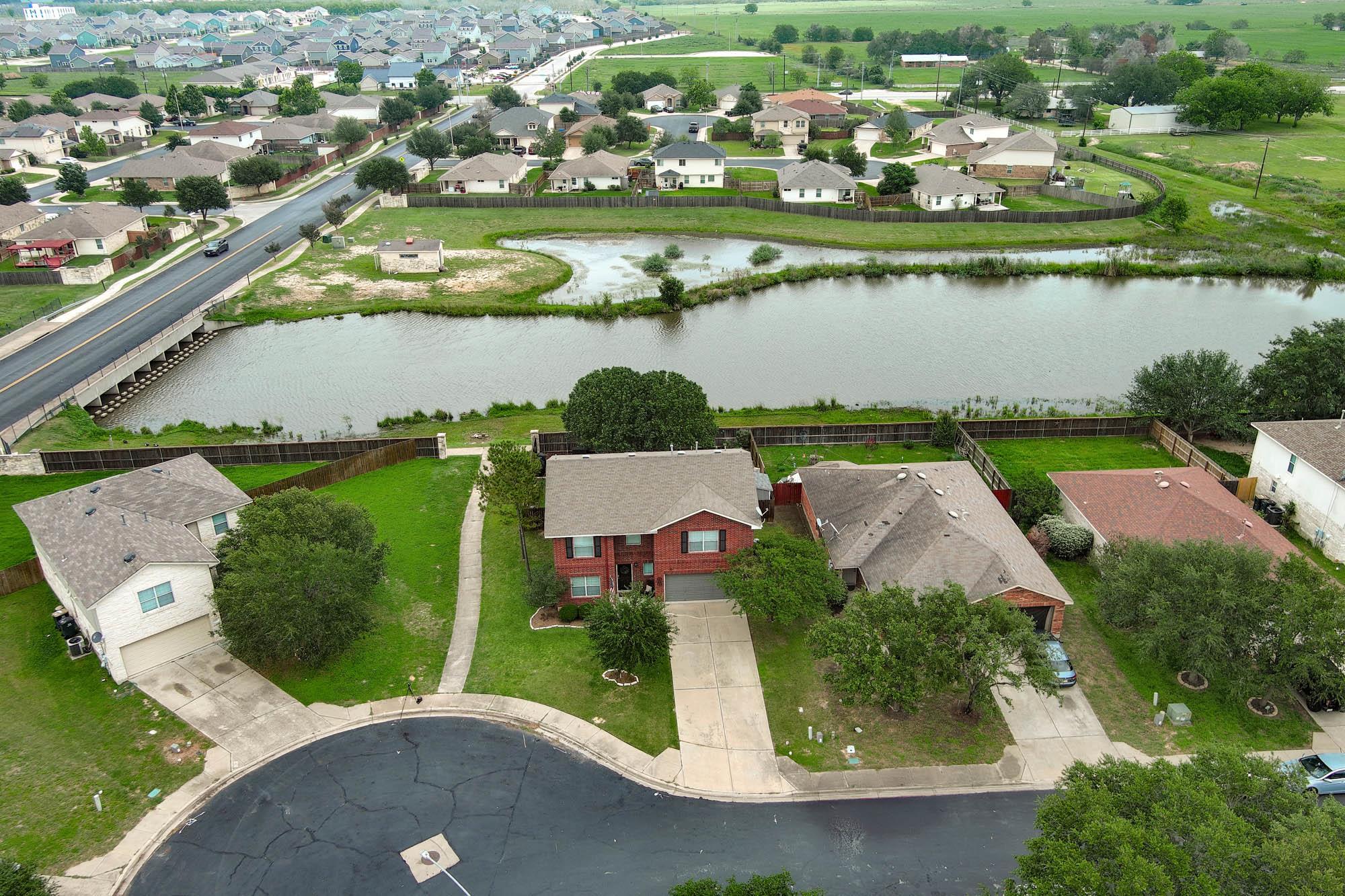 104 Trapper Trail Bastrop TX 78602