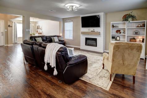104 Trapper Trail Bastrop TX 78602
