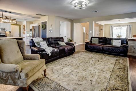 104 Trapper Trail Bastrop TX 78602