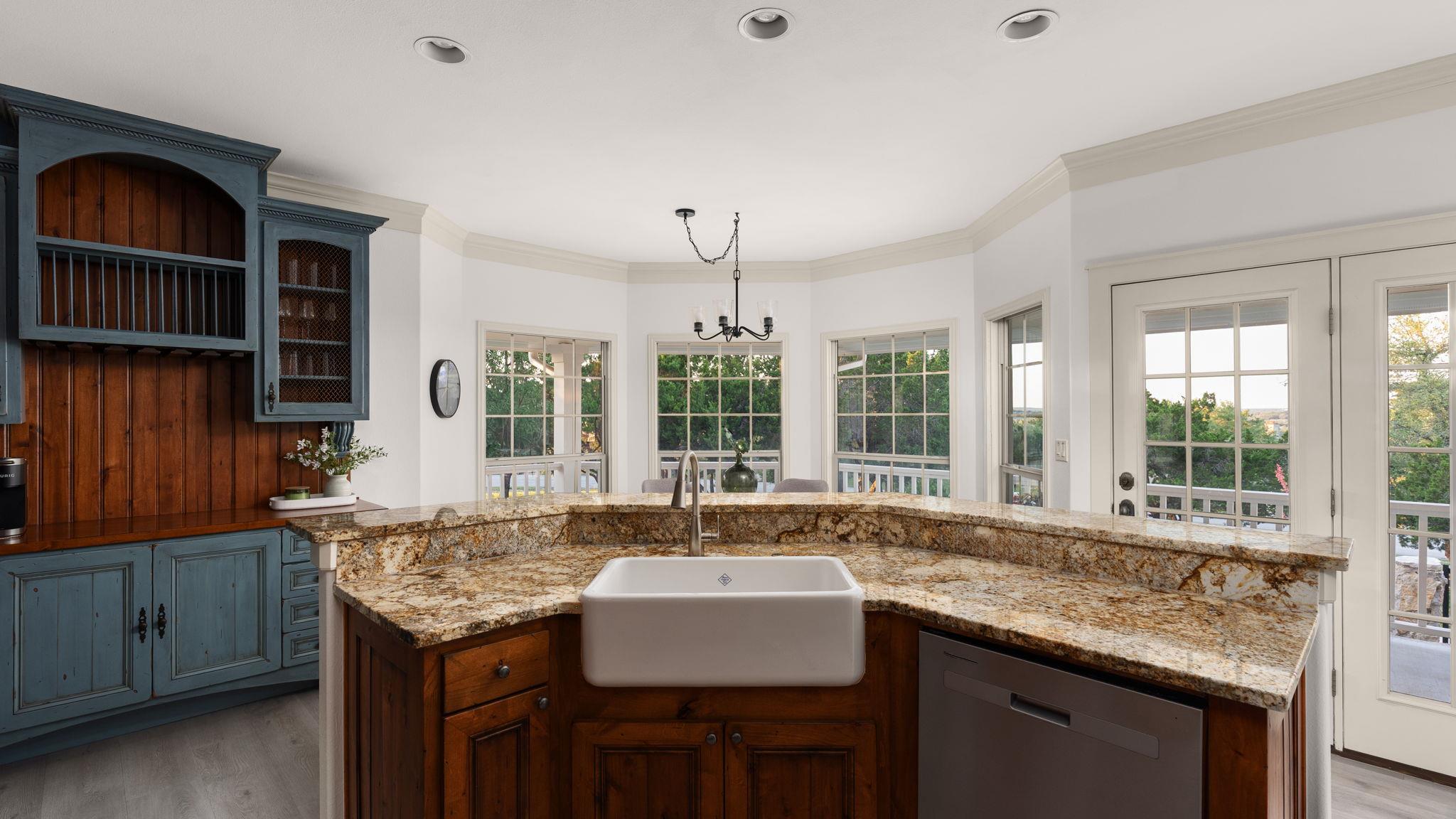 250 Goodnight Trail Dripping Springs TX 78620