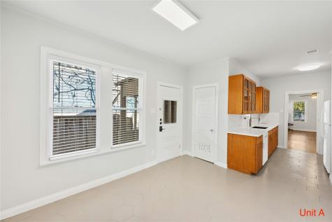 2301 W 10th Street Austin TX 78703