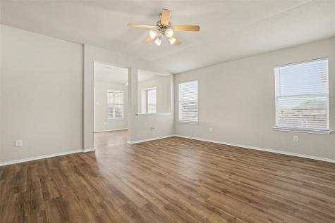 351 Covent Drive Kyle TX 78640