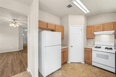 351 Covent Drive Kyle TX 78640