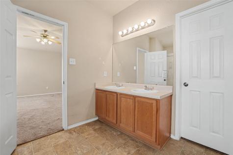351 Covent Drive Kyle TX 78640