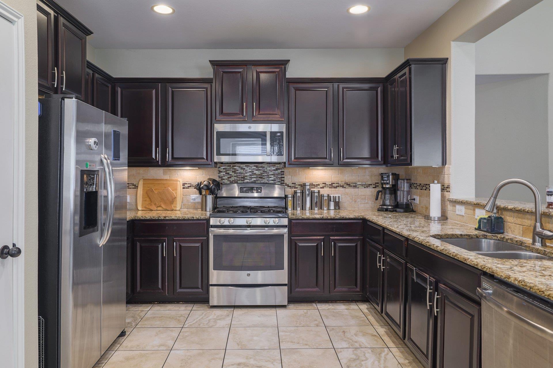 2524 Muzzie Lane Leander TX 78641