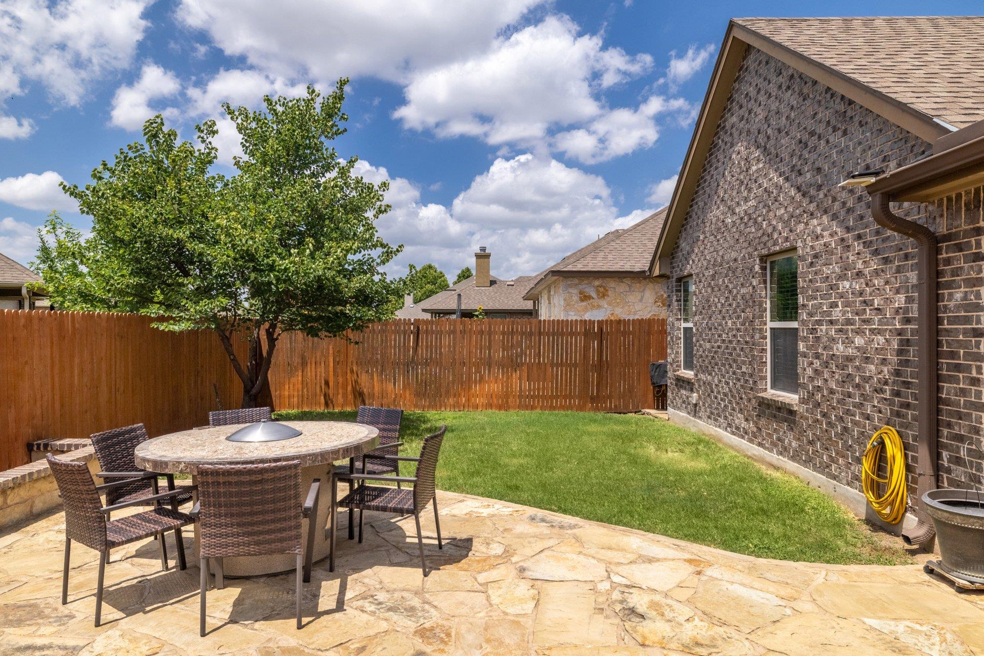 2524 Muzzie Lane Leander TX 78641