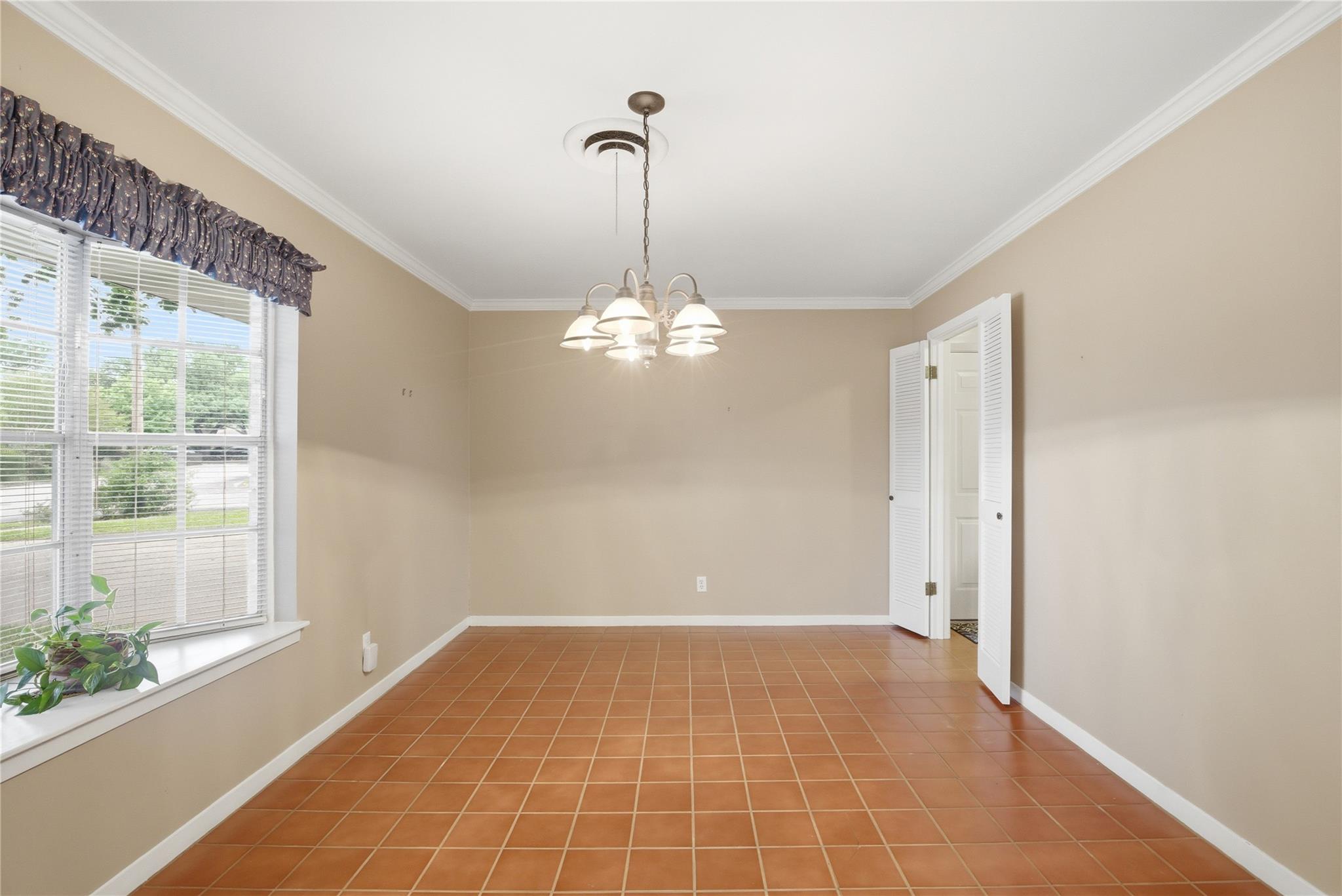 2902 Dover Place Austin TX 78757