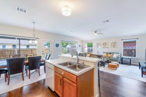1112 Clyde Bank Cove Pflugerville TX 78660