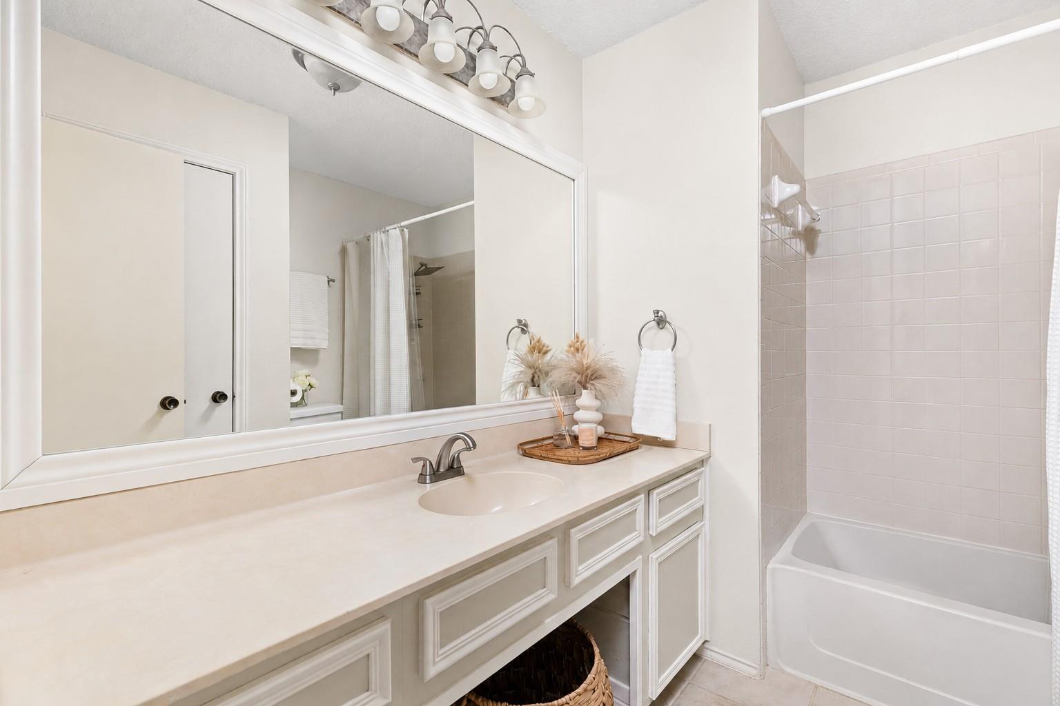 12932 Covington Trail Austin TX 78727