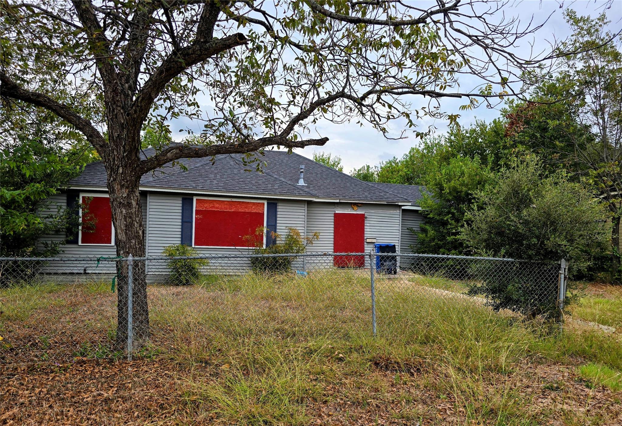 914 Porter Street Taylor TX 76574