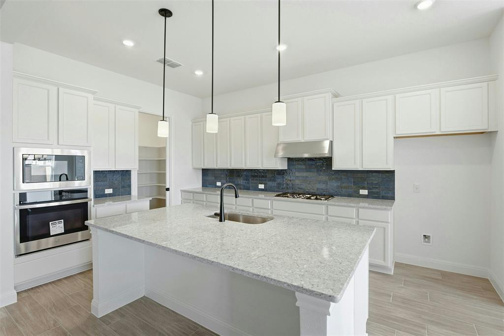 19605 Helens Catch Pflugerville TX 78660