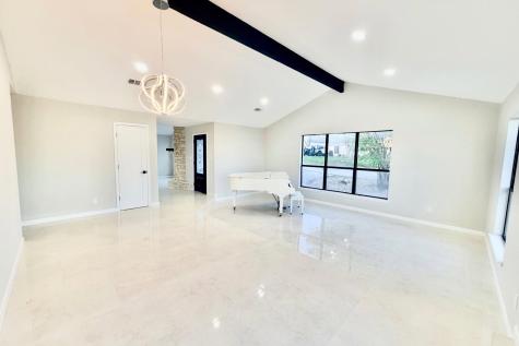 20201 Byrd Avenue Lago Vista TX 78645