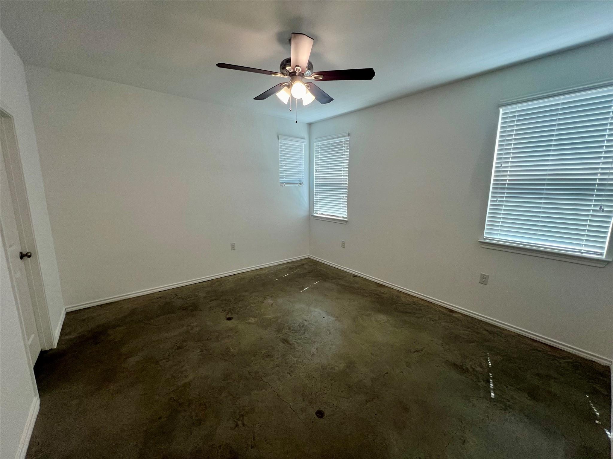 805 Hallie Cove Lockhart TX 78644