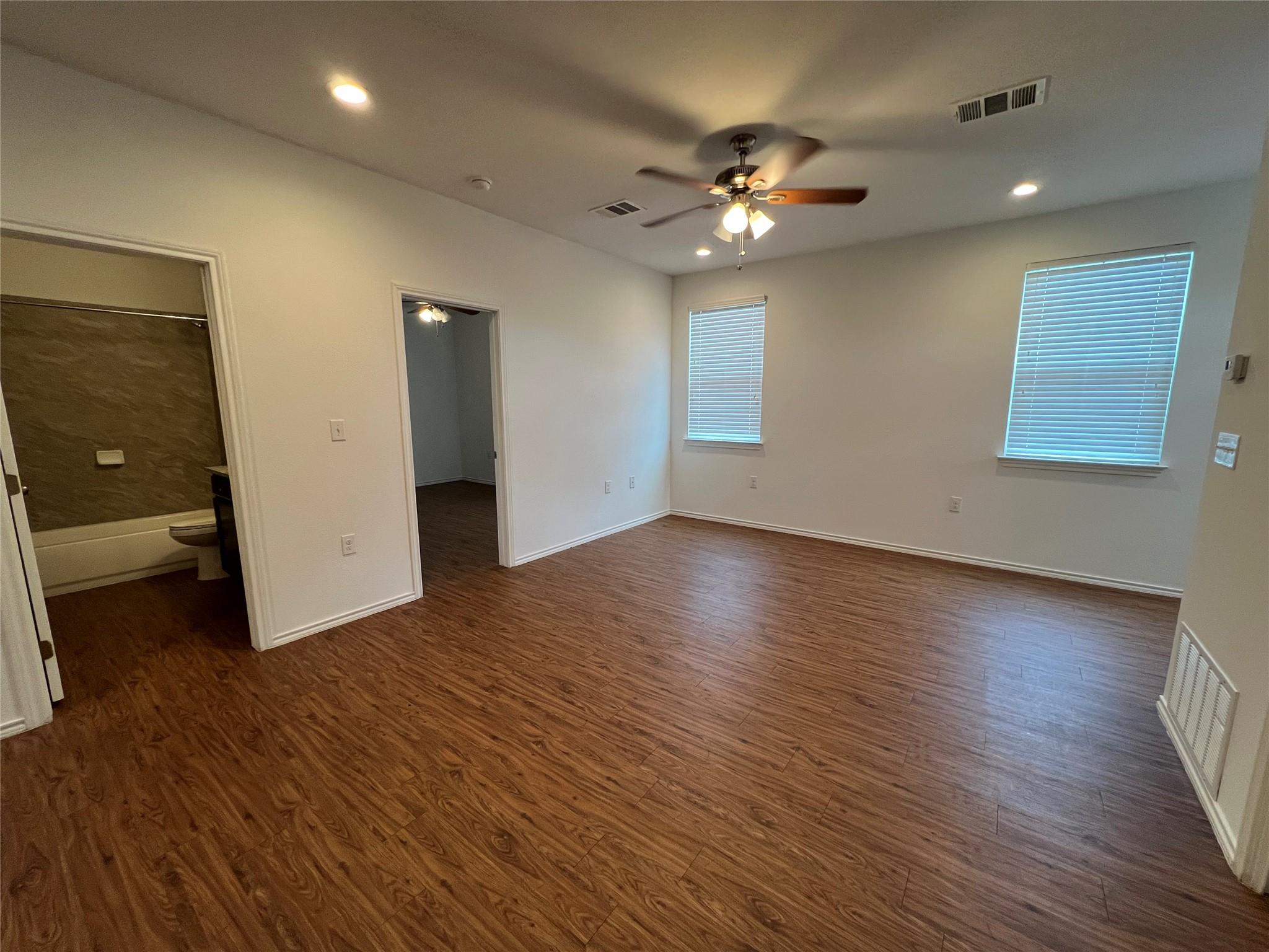 805 Hallie Cove Lockhart TX 78644