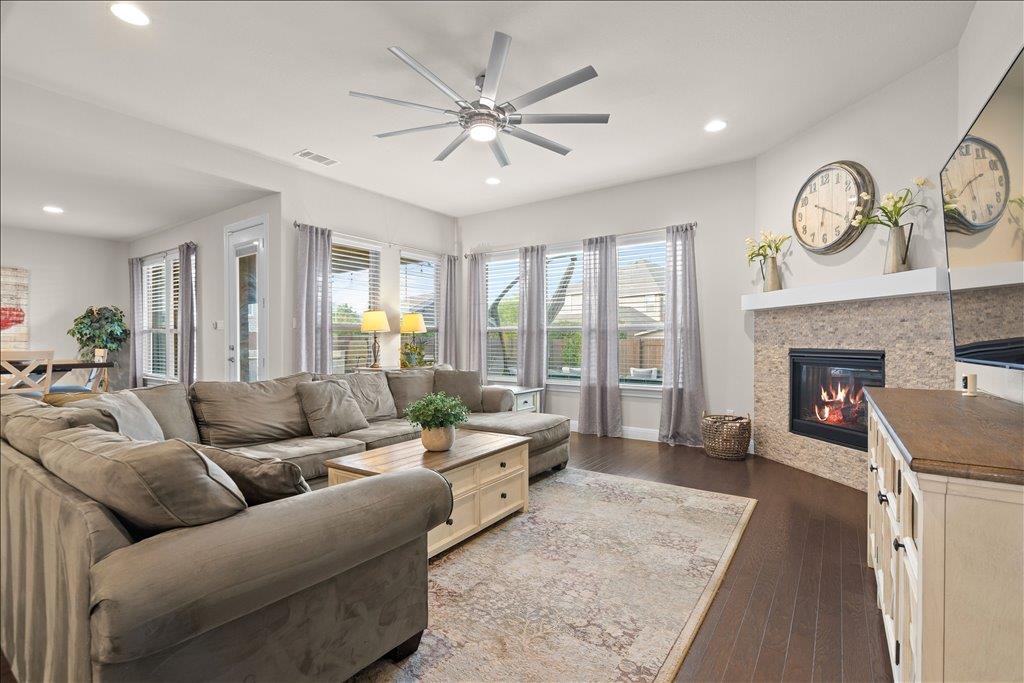 1620 Dusty Bend Leander TX 78641