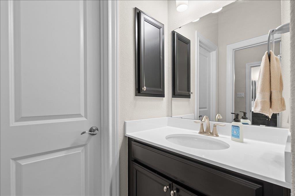 1620 Dusty Bend Leander TX 78641