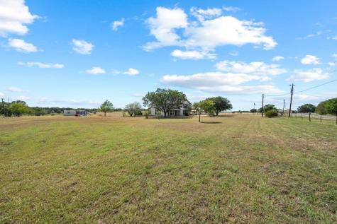 1100 Martindale Falls Road Martindale TX 78655