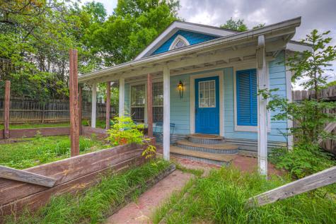 223 N Bishop Street San Marcos TX 78666