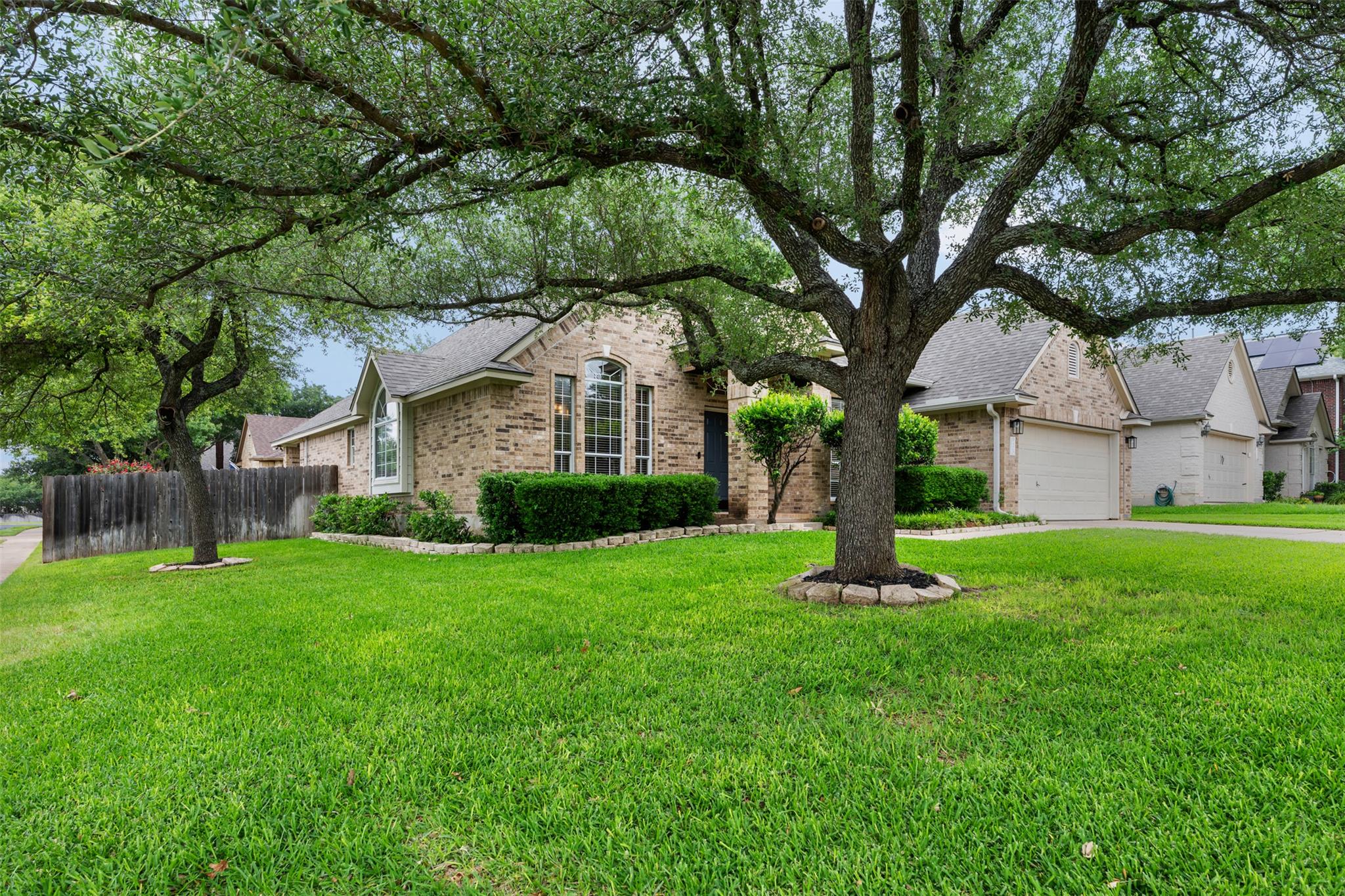 9008 Braesgate Cove Austin TX 78717