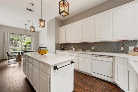 9008 Braesgate Cove Austin TX 78717