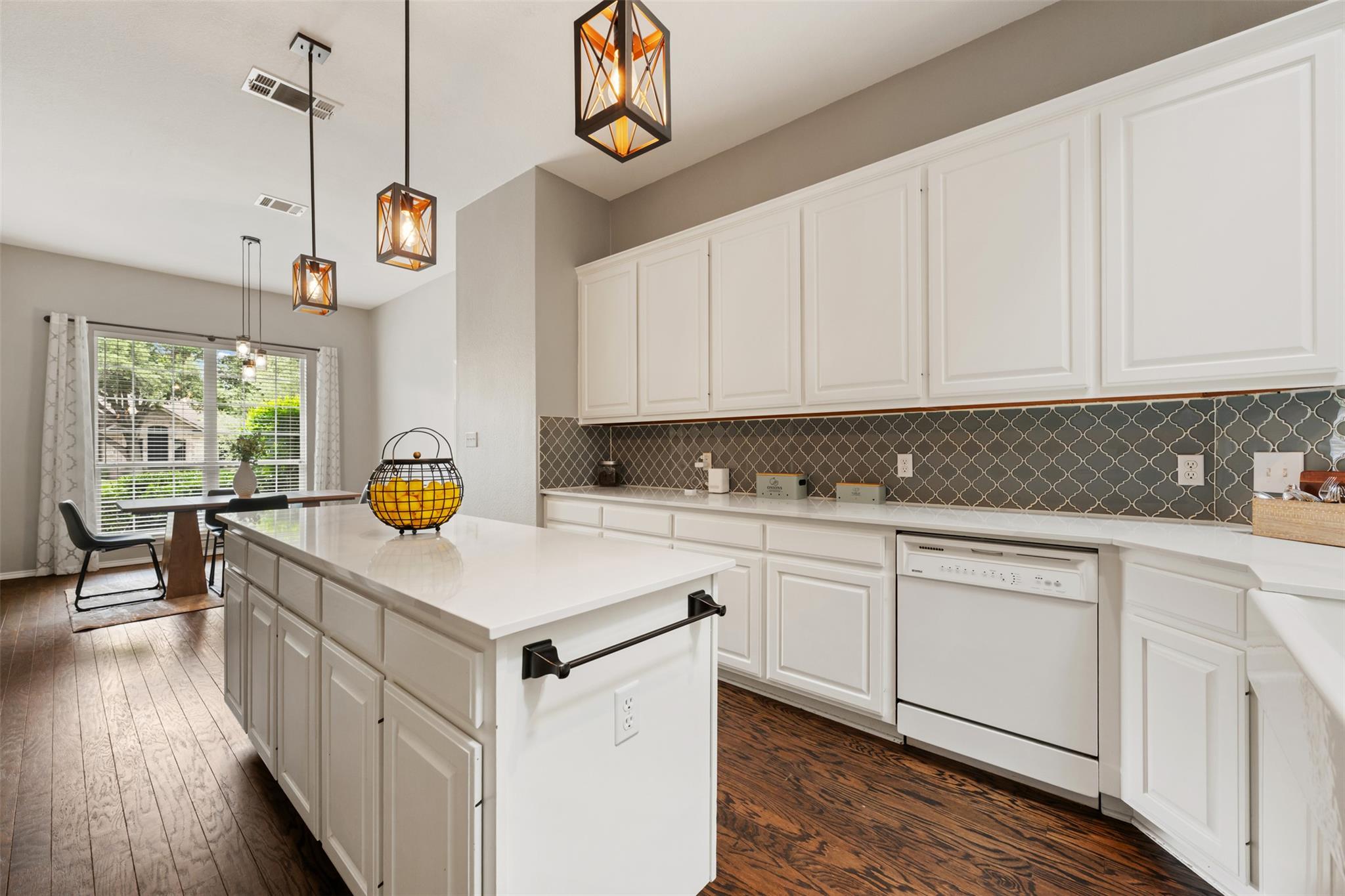 9008 Braesgate Cove Austin TX 78717